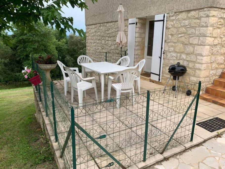 Appartement F1 25M² Les Farges  Exteriér fotografie