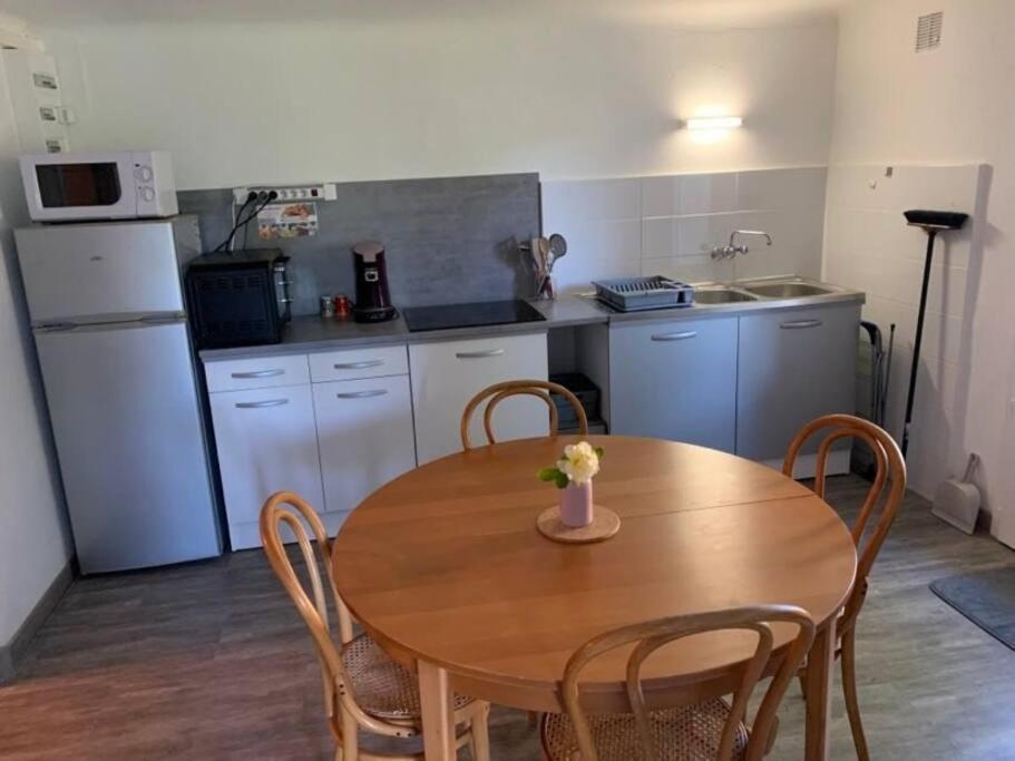 Appartement F1 25M² Les Farges  Exteriér fotografie
